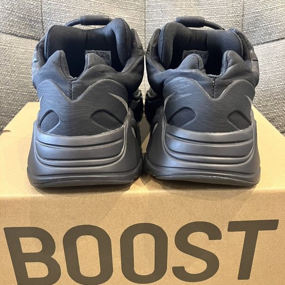 Size 11 Adidas Yeezy Boost 700 MNVN Triple Black Used Very Good Condition 9/10